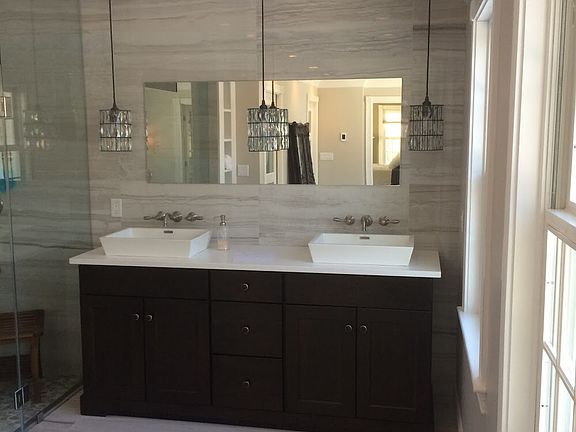 Master bath 