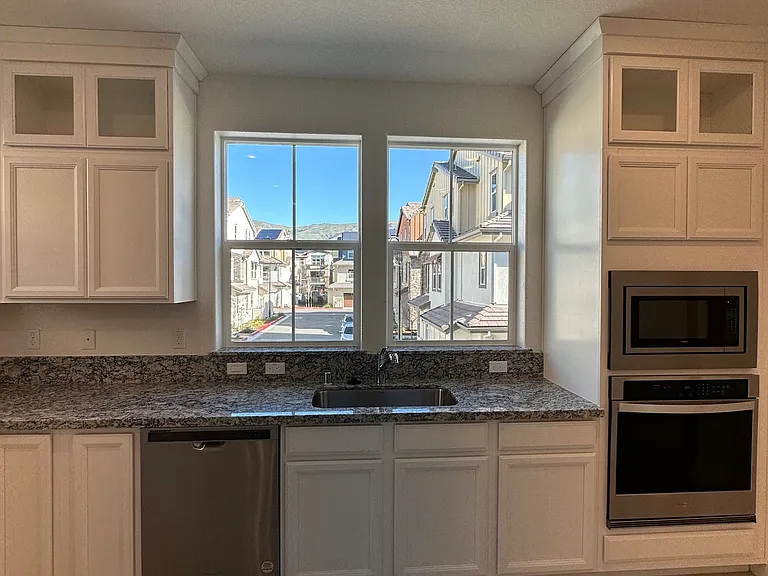 47417 Royce Falls Ter #A — Photo 8