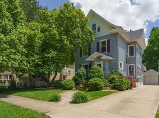 1015 E Grove St, Bloomington, IL 61701