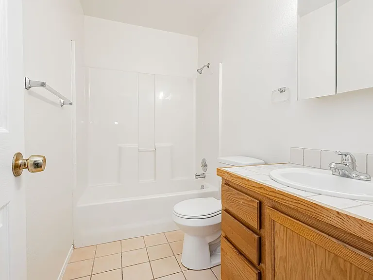1440 Ogallala St #2 — Photo 8