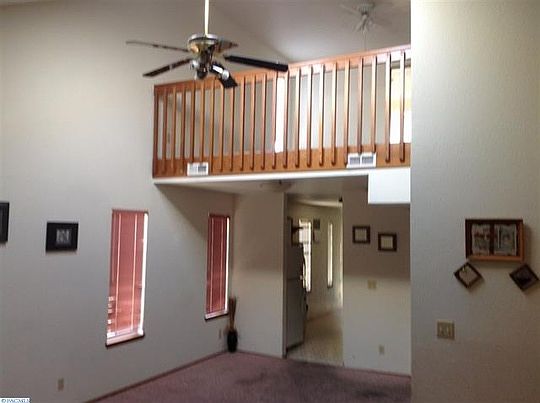 5th image of 4219 W John Day Pl