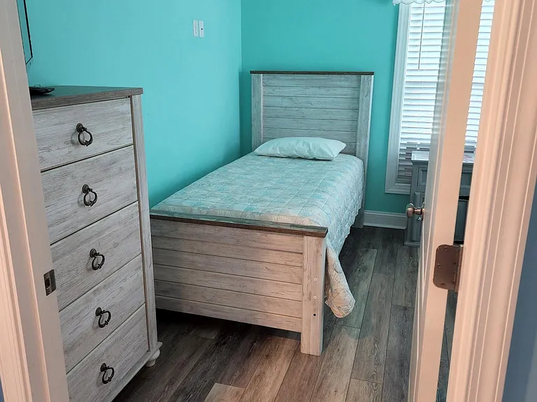 7228 Bunting Rd — Photo 10