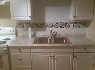 100 N Miller St, Shillington, PA 19607