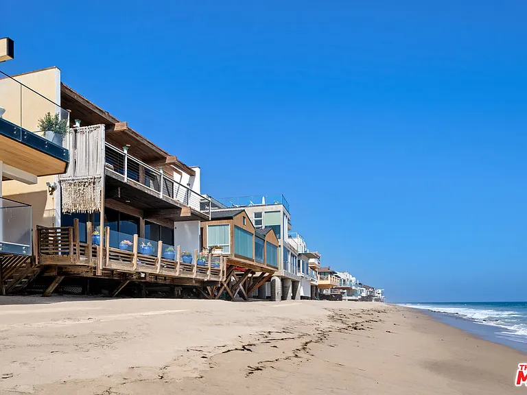 24638 Malibu Rd — Photo 31