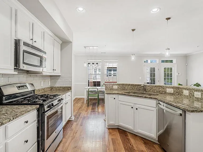 4888 Dane Ridge Cir — Photo 4
