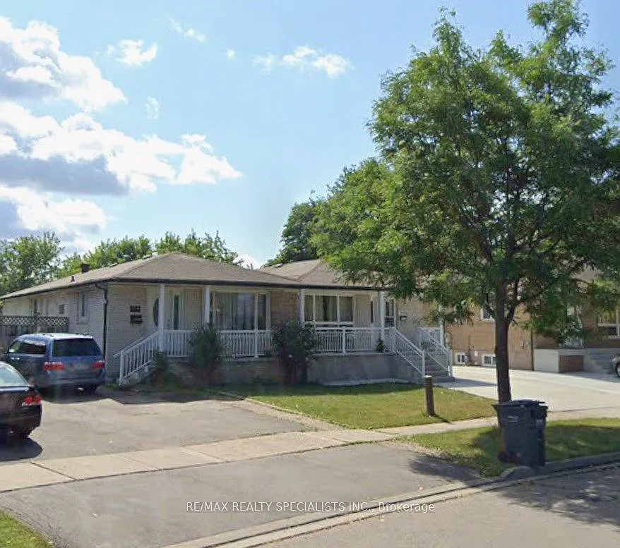 3 bed, $2,900 — Photo 1