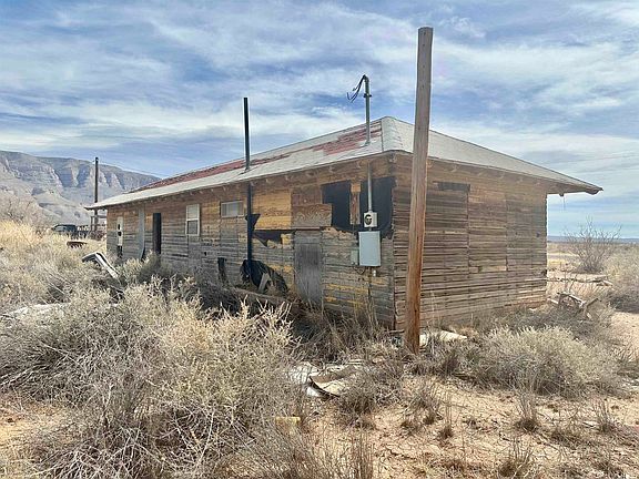 4th image of 193 Dog Canyon Rd