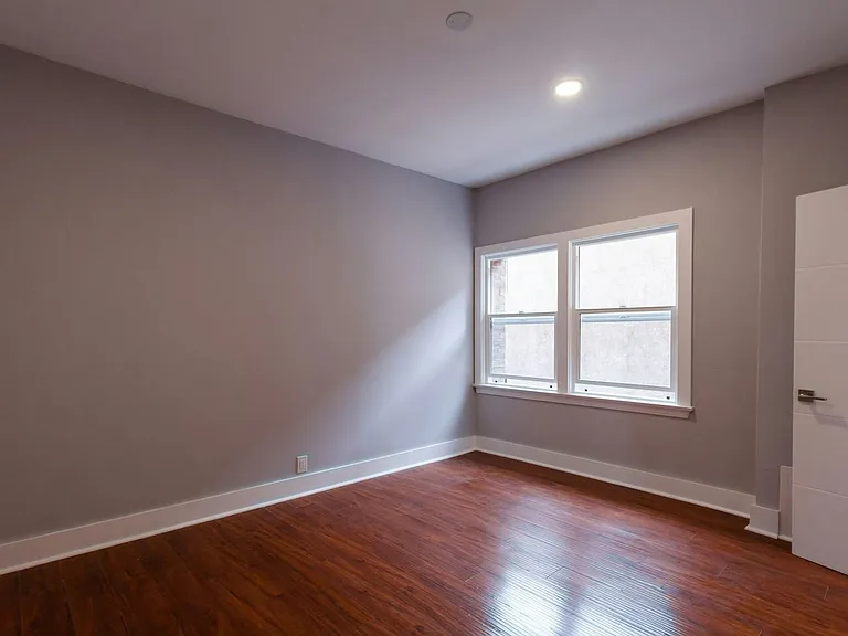 730 S Catalina St — Photo 21
