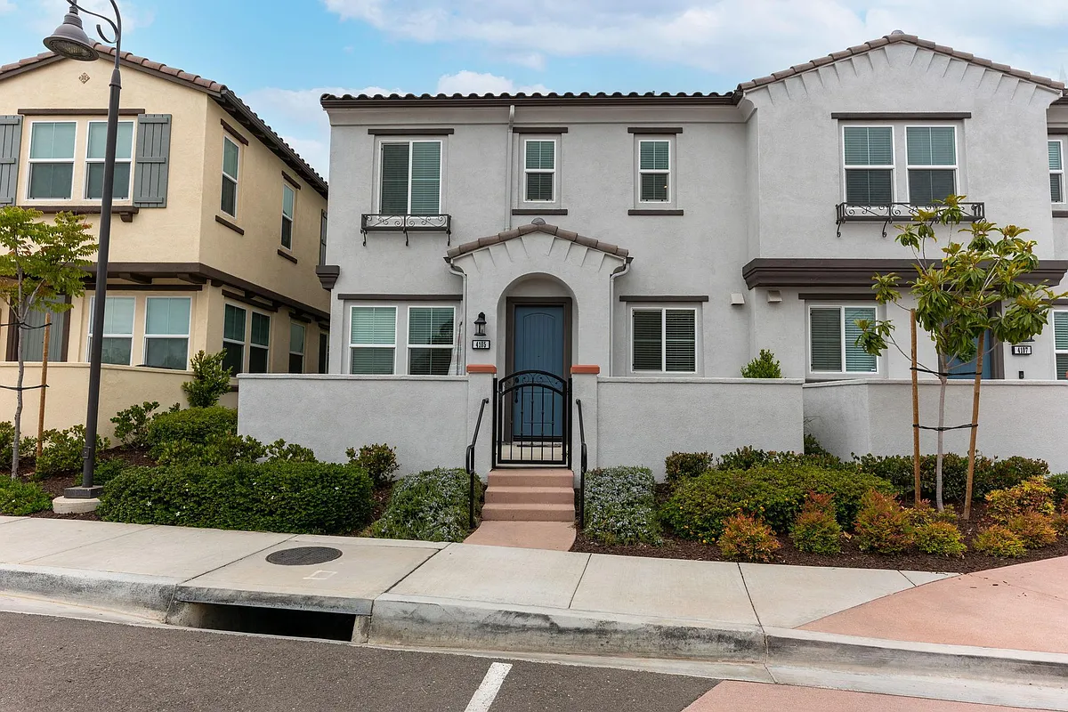 Building Photo - 4105 Vela Way