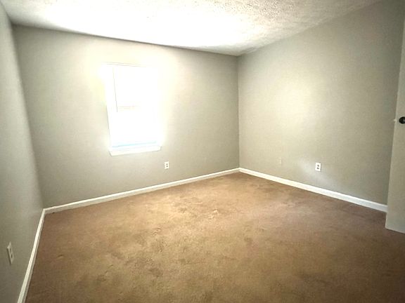 4th image of 485 N Bluff Rd #495