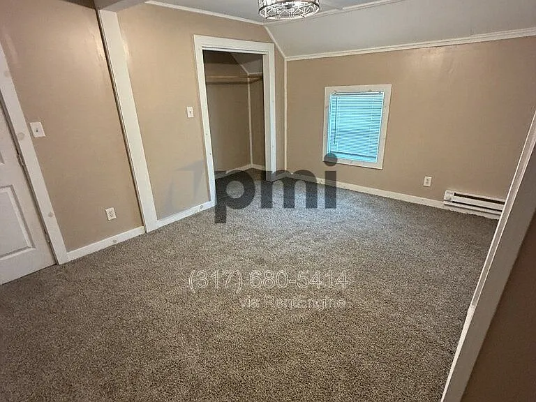 1023 E 8th St #3 — Photo 20