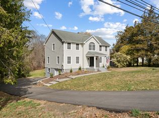 453 Boston Post Rd, East Lyme, CT 06333