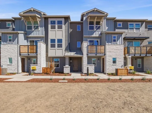 1249 Pueblo Ln, Morganhill, CA 95037