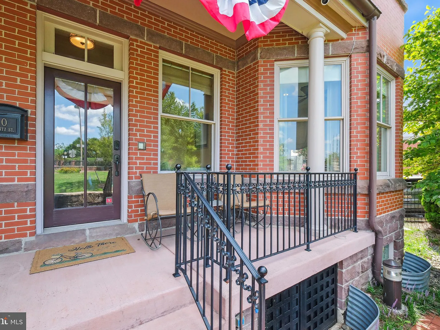 4 bed, 3.5 bath, 4598 sqft, $6,000 — Photo 4