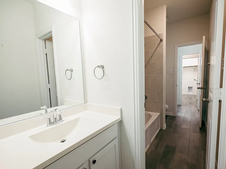 816 Blackhawk Dr — Photo 22