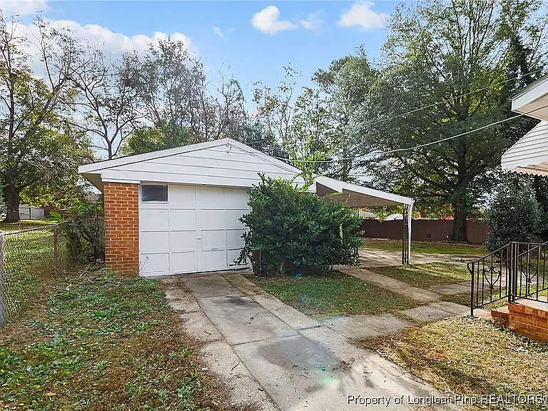 3 bed, 1097 sqft, $1,450 — Photo 2