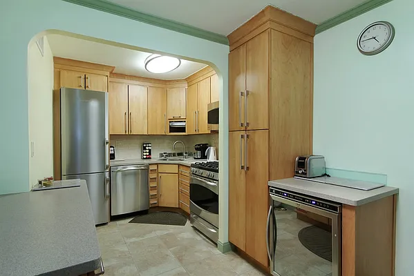 Sold by Corcoran | media 3