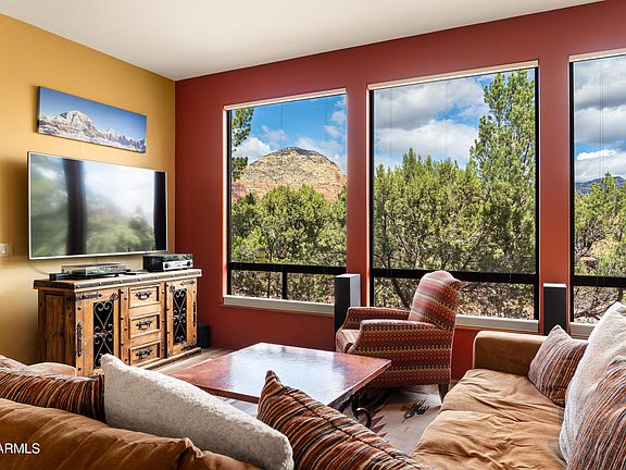 5th image of 355 El Camino Road