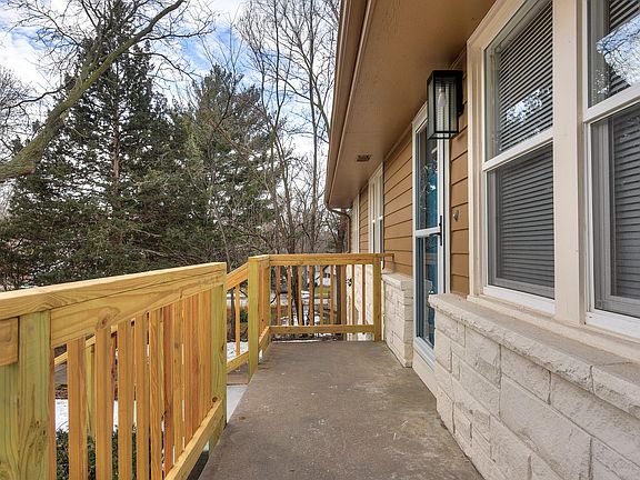 3rd image of 7524 Grant St