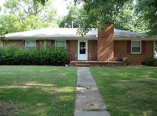 419 Milburn Ct, Charlotte, NC 28214