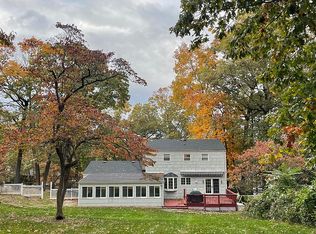 1221 Evergreen Dr, Bridgewater, NJ 08807
