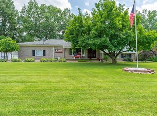 11 Jamestown Ct, Austintown, OH