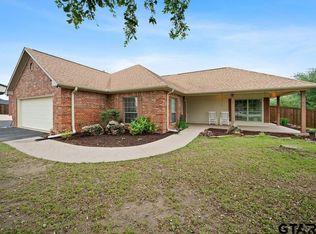 11906 Meadow Creek Dr, Brownsboro, TX 75756