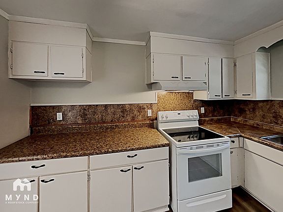 4th image of 813 Westfield Dr