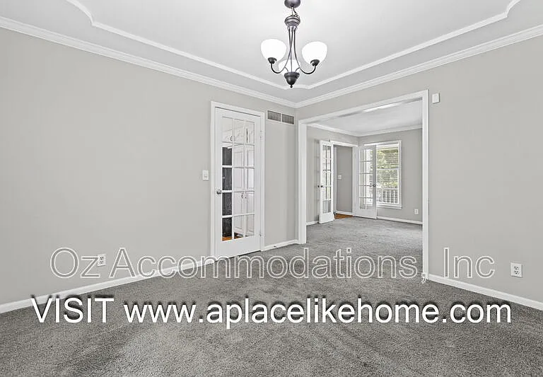 11626 Woodward St — Photo 9