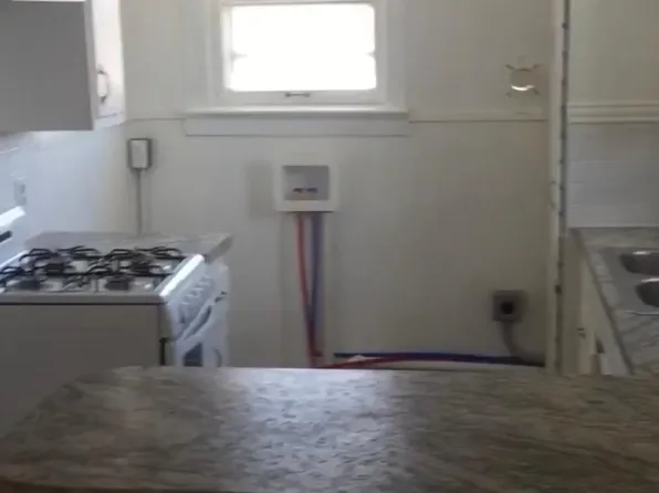 2410 14th St APT 4, Lubbock, TX 79401