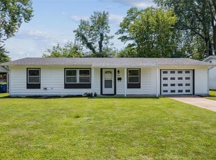 522 Saratoga Ln, Hazelwood, MO