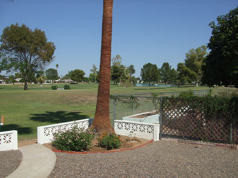 2nd image of 10516 W Mission Ln