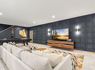 1600 Bridgewater Rd, Golden Valley, MN 55422