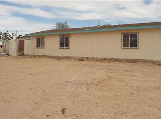 298 Sunfair Rd, Joshua Tree, CA 92252