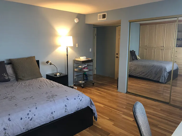 2204 S Bentley Ave #301 — Photo 16