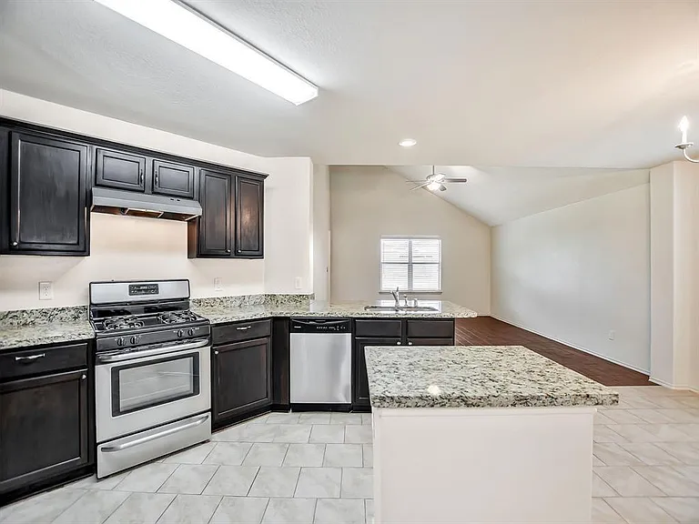7238 Basque Country Dr — Photo 5