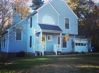 1136 Tillers Ridge Dr, North Chesterfield, VA 23235