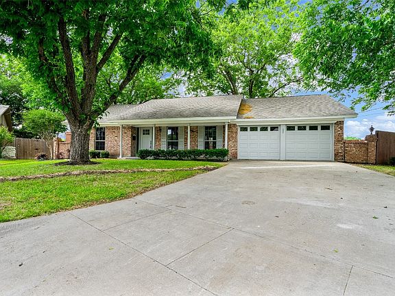 5313 Holiday Ct, North Richland Hills, TX 76180 | Zillow