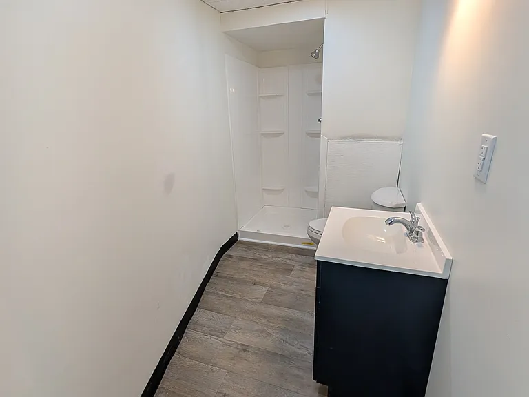 621 N Broad St #L2 — Photo 11