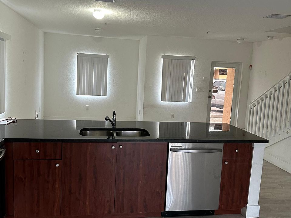 2nd image of 875 SW 7th St #109
