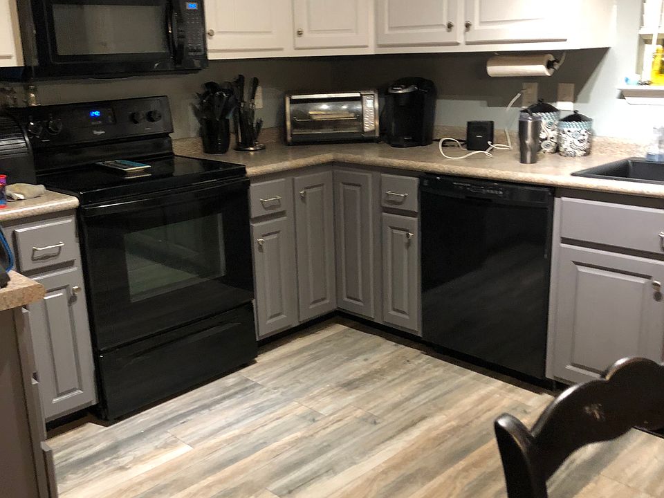 1st image of 1007 Falcon Run Dr