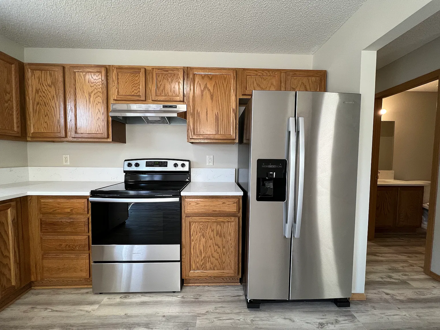 3 bed, 1200 sqft, $1,395 — Photo 4