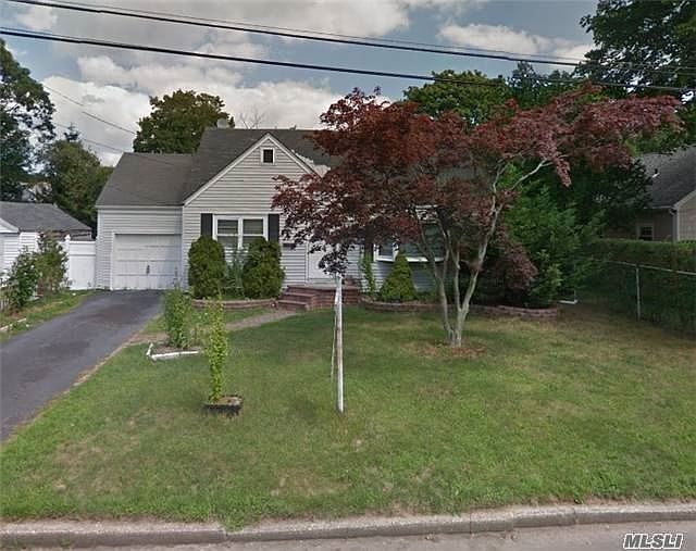 2nd image of 43 Grenville Ave