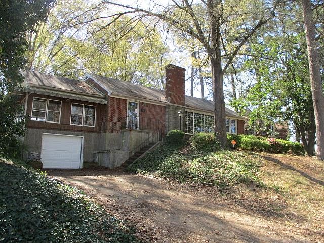1st image of 302 Norwood Dr