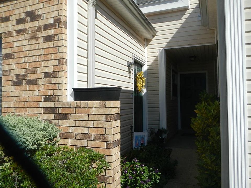 1st image of 3320 Timberlane Way Dr APT 131