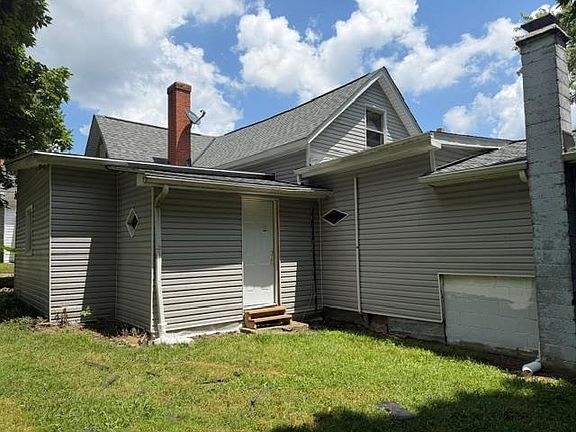 2nd image of 119 Elm St