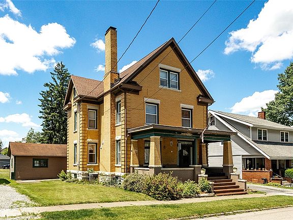2nd image of 311 Stewart Ave