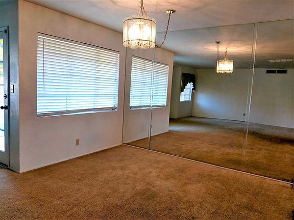 3rd image of 3612 N Hughes Ave