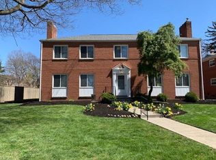 3666 N High St #D, Columbus, OH 43214