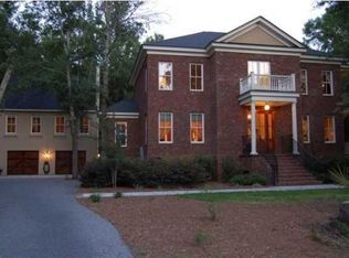 449 Elfes Field Ln, Charleston, SC 29492